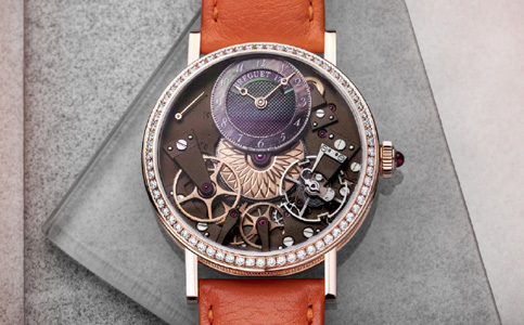 寶璣南寧服務(wù)中心（寶璣機(jī)芯除銹）