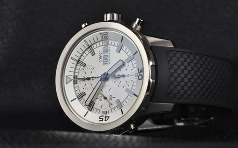 萬國維修服務(wù)中心(解決萬國手表走慢的方法)